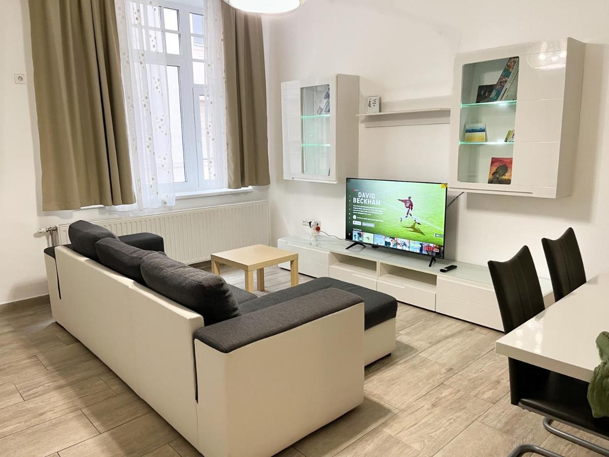 Majestic Residency - 3 Bedrooms Apartment Budapeste Exterior foto