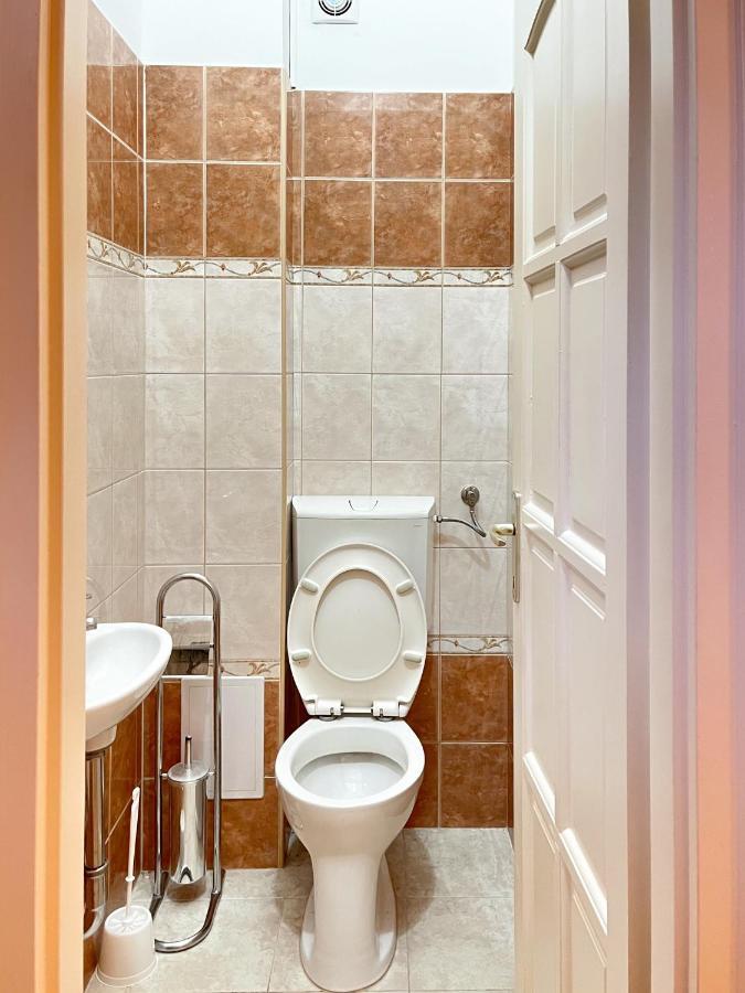 Majestic Residency - 3 Bedrooms Apartment Budapeste Exterior foto